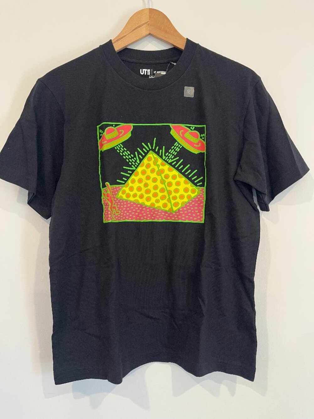 Keith Haring Uniqlo UT Archive Graphic Tee Size S shirt UFO pyramid
